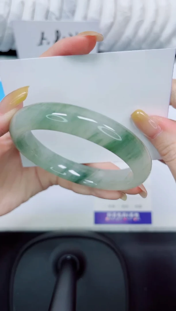 石英质玉手镯未镶嵌406