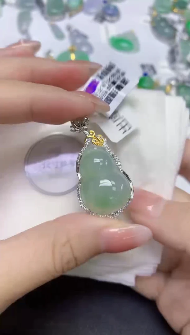 颈饰未镶嵌翡翠天然缅甸翡翠A货百元以上9元证书费自理
