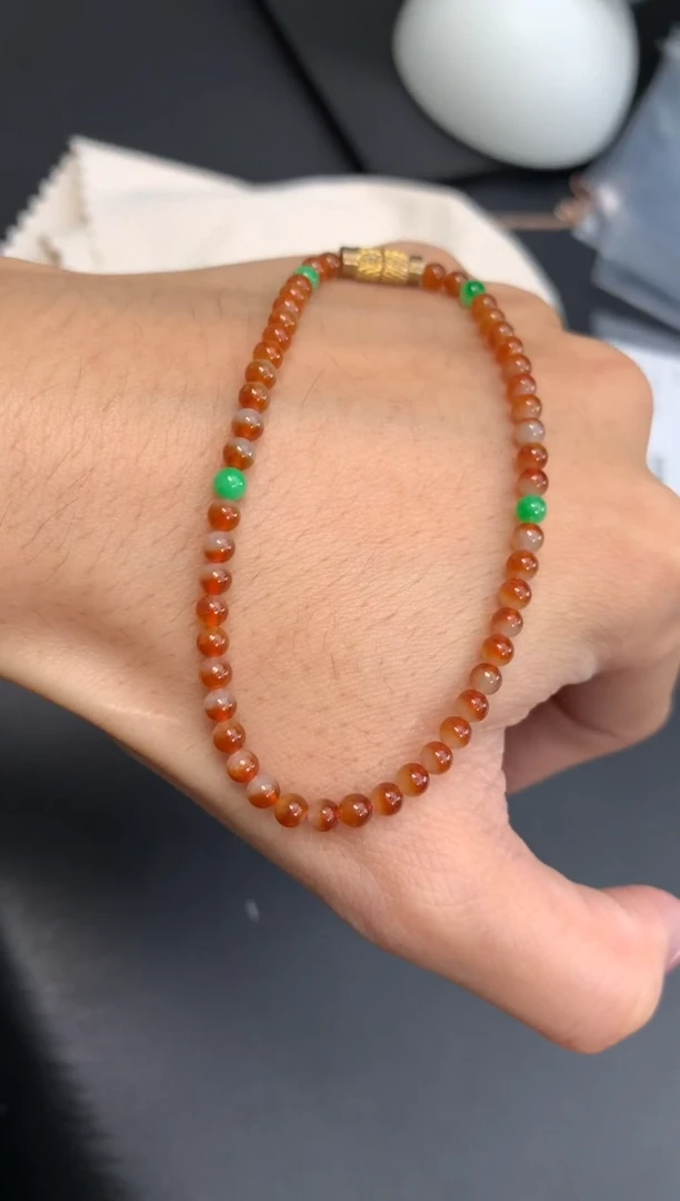 未镶嵌定制翡翠48小时鉴赏期 退货不扣服务费