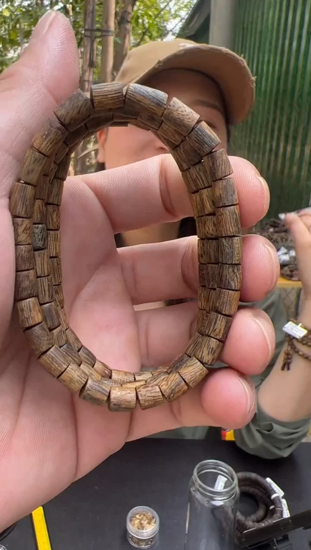 【闪购商品】沉香手串3克绿奇楠虫漏手串多样性发货1条1号