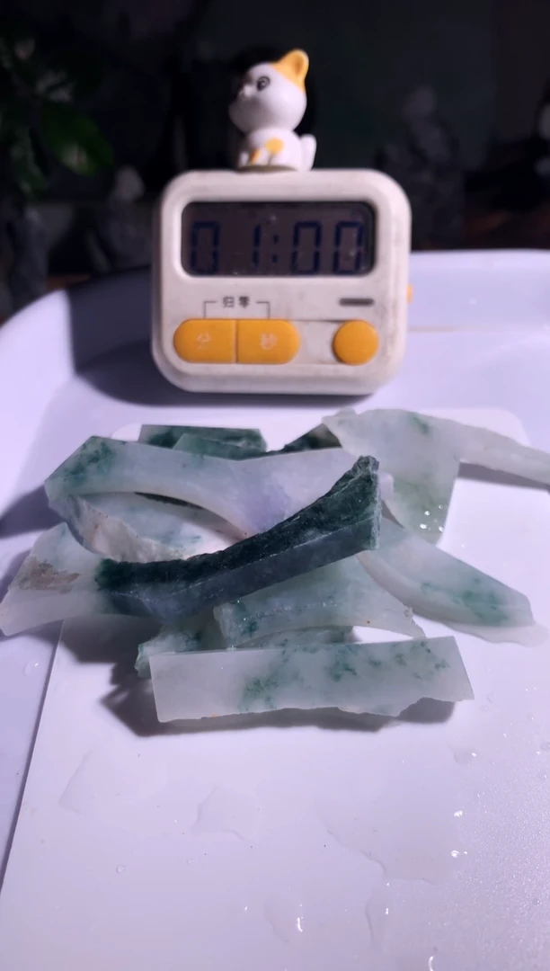 吊坠(不含链)未镶嵌翡翠大*息R63