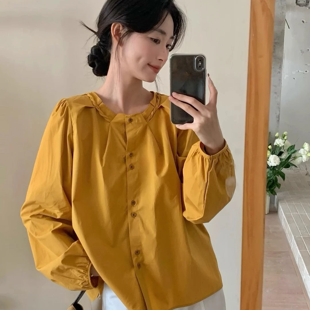 纯棉材质韩系设计感圆领压褶衬衫温柔风泡泡袖甜美别致小众小衫女