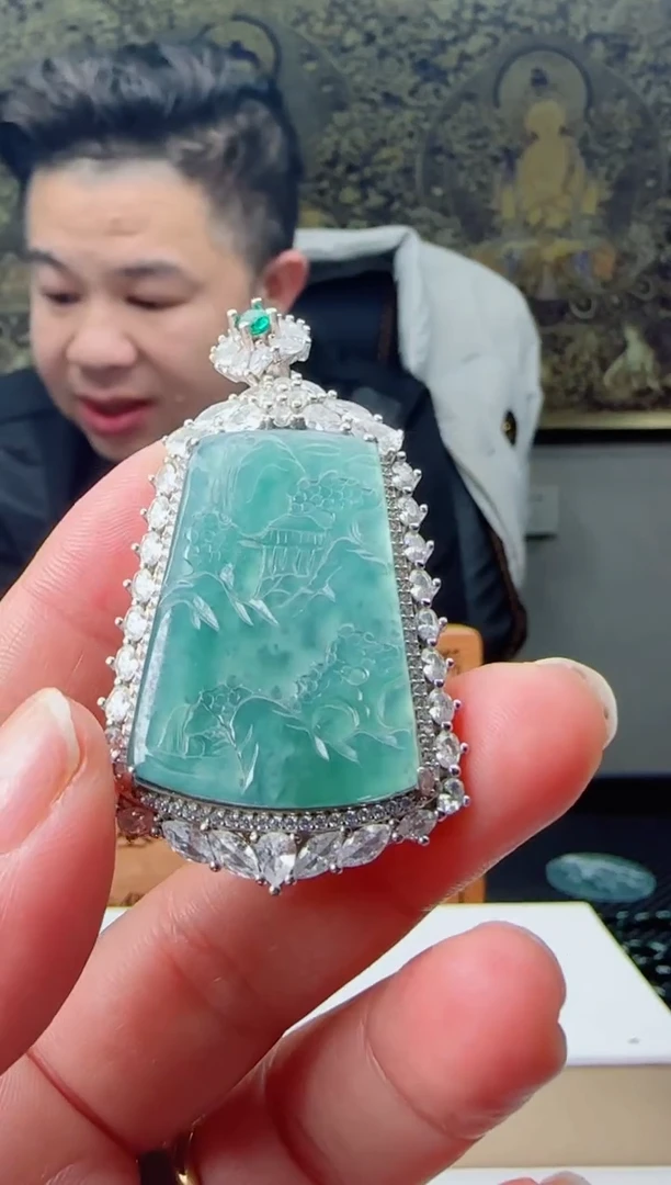 【闪购商品】翡翠颈饰未镶嵌多样性随机发其一