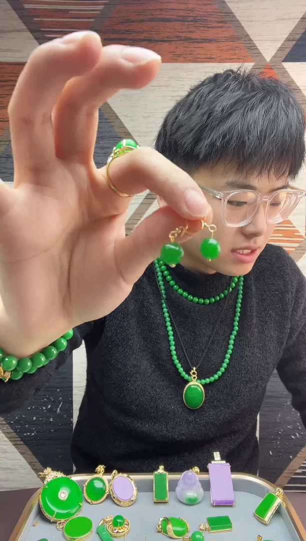 【闪购商品】翡翠耳饰14K金镶嵌001翡翠圆珠耳勾