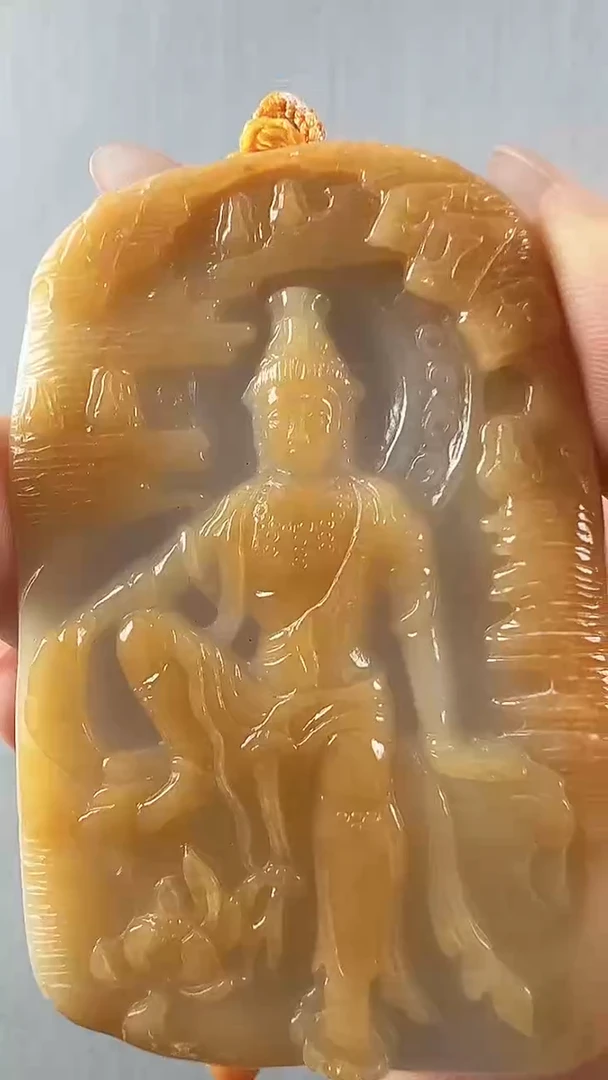 颈饰未镶嵌翡翠观音