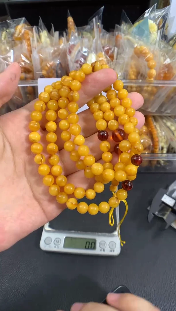 蜜蜡未镶嵌珠宝奇石1