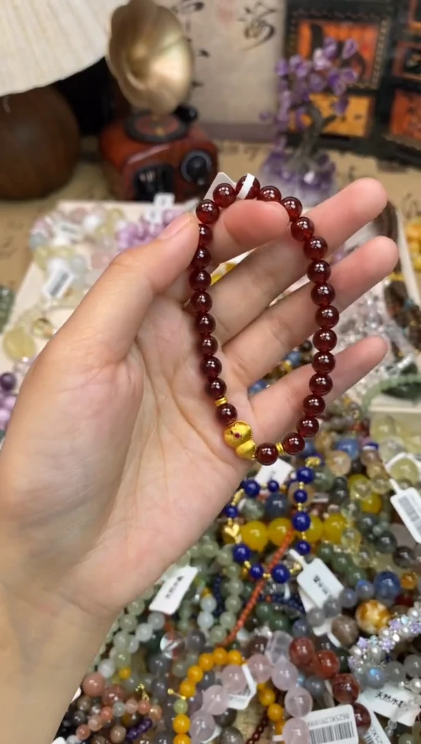 未镶嵌手链石榴石（芬达石）207