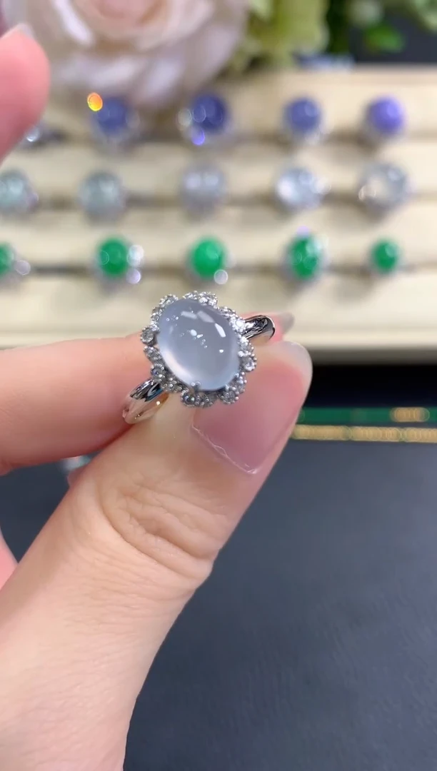 18K金镶嵌戒指翡翠b14