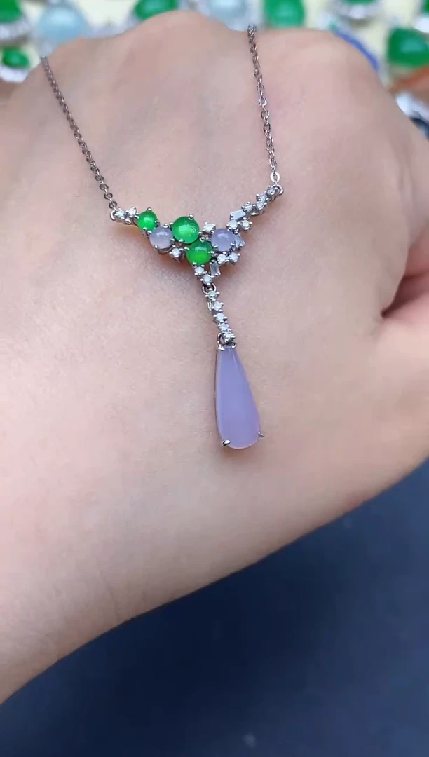 颈饰18K金镶嵌翡翠395-中国好珍宝