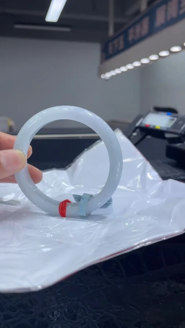 未镶嵌手镯翡翠4