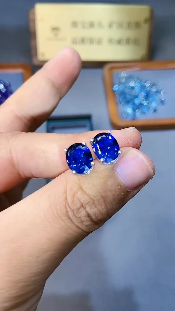 【闪购商品】蓝宝石耳饰银S925镶嵌354