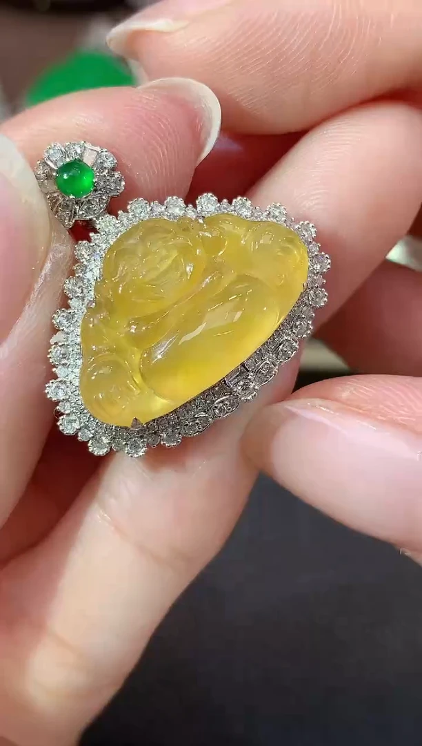 吊坠(不含链)18K金镶嵌翡翠A32