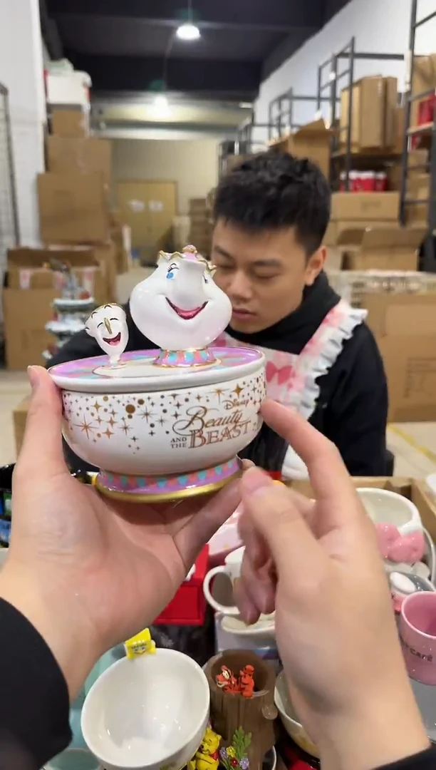 瓷片茶壶太太首饰盒 掉了自己粘