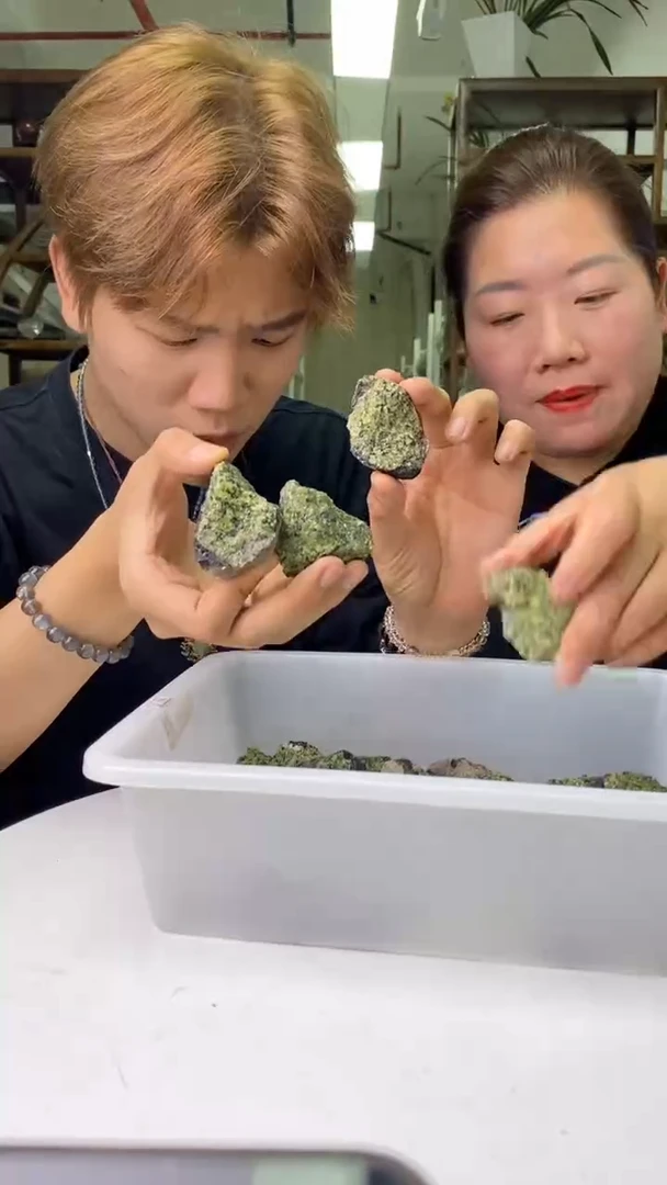 原石未镶嵌橄榄石橄榄石原石D08多样性发其一80+