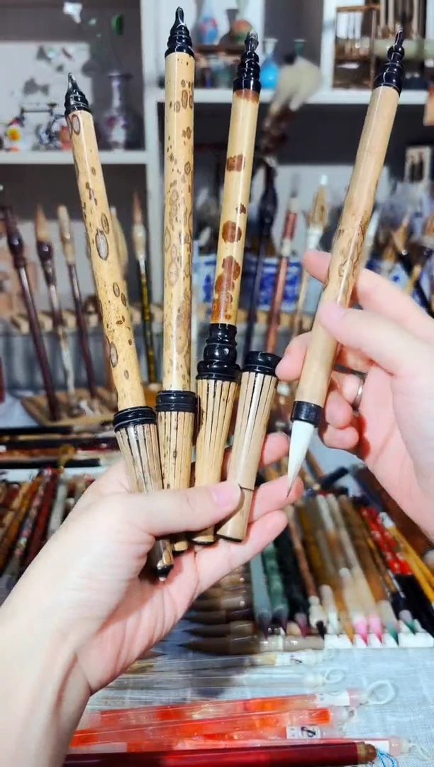 闪9  斑竹仿宋笔杆纯兼毫出锋3.7（清水试笔）