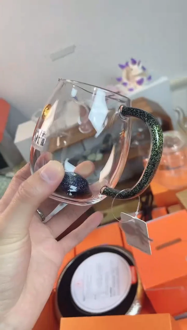 黑金的斑斓澄然，，，，