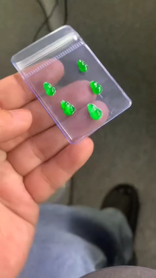 颈饰未镶嵌翡翠葫芦