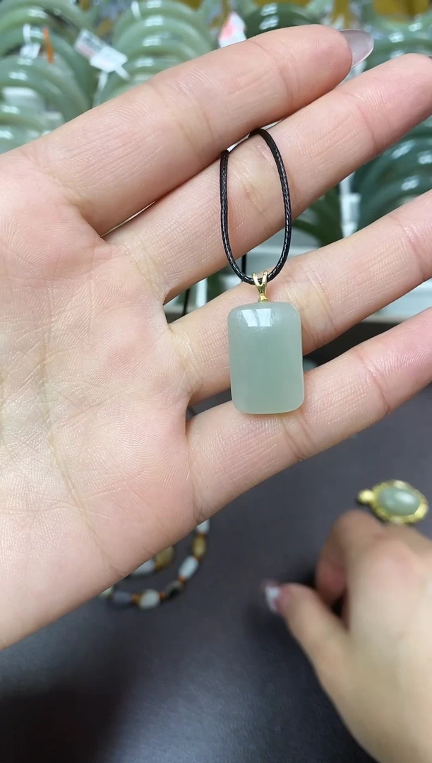 【闪购商品】和田玉颈饰未镶嵌和田玉银镶小无事牌锁骨链吊坠