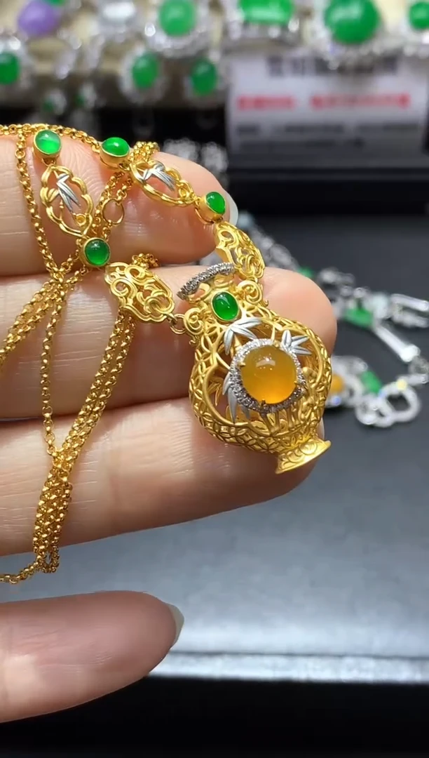 颈饰18K金镶嵌翡翠614中国好珍宝