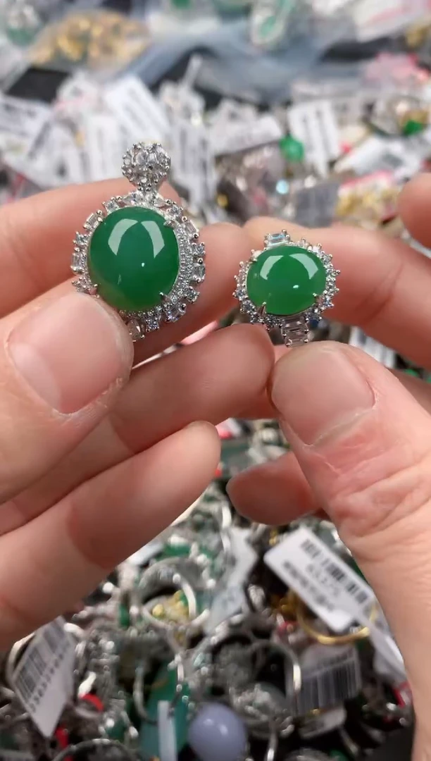 银S925镶嵌戒指翡翠1         10