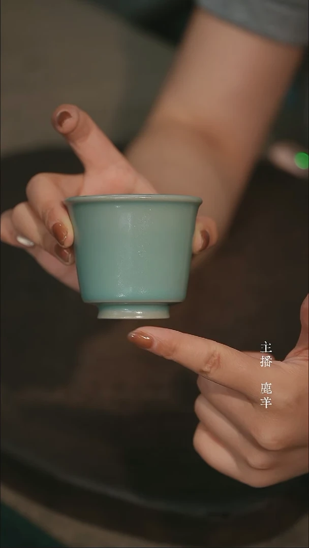 卷军被-云端釉汝瓷-羊