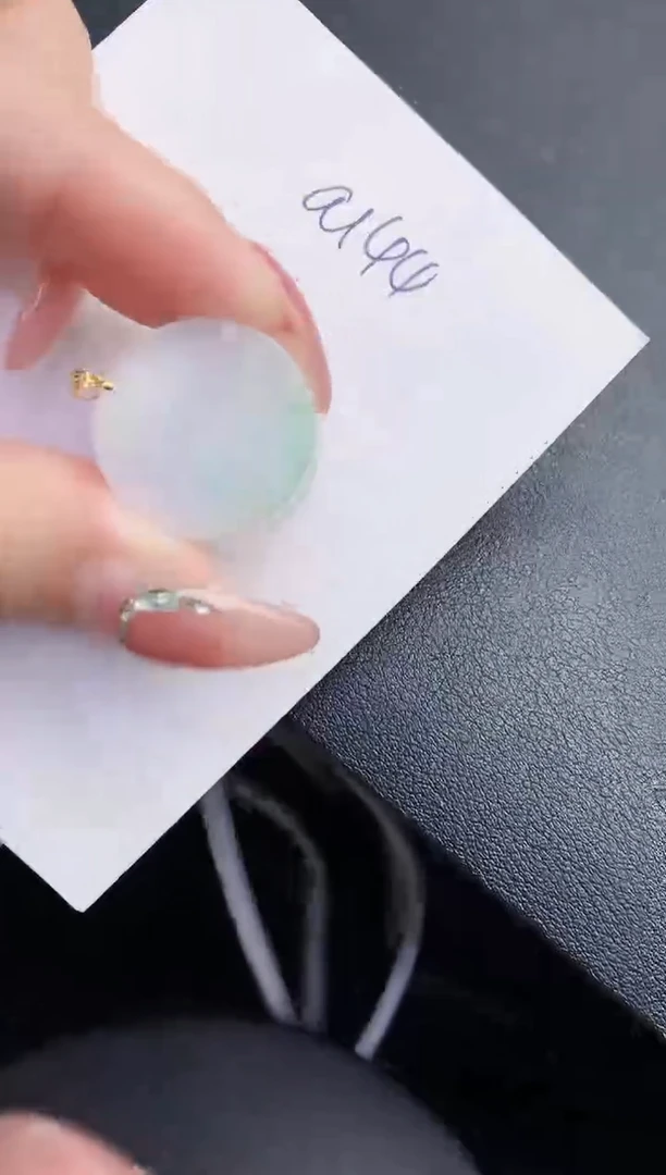 【闪购商品】翡翠颈饰18K金镶嵌000000000000