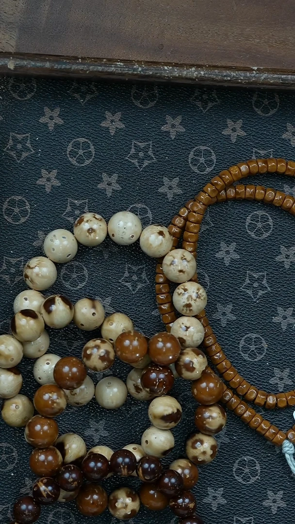 紫金鼠手串熊猫光珠福利13+