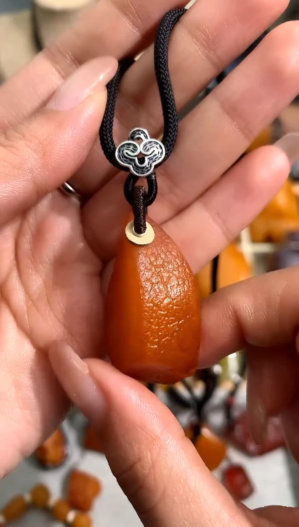 【闪购商品】蜜蜡裸石未镶嵌似玉