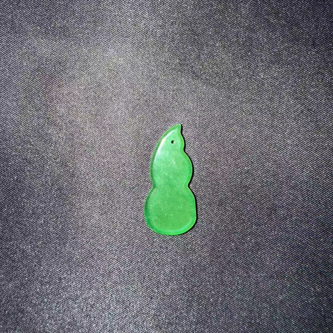 绿色翡翠葫芦精美小件