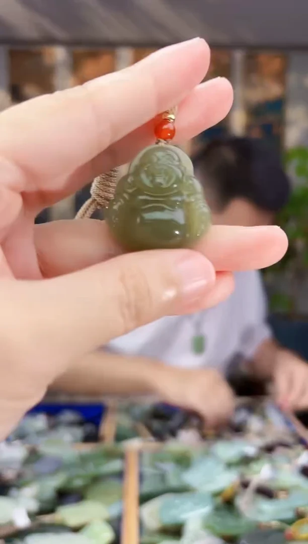 和田玉未镶嵌挂件拍一发一