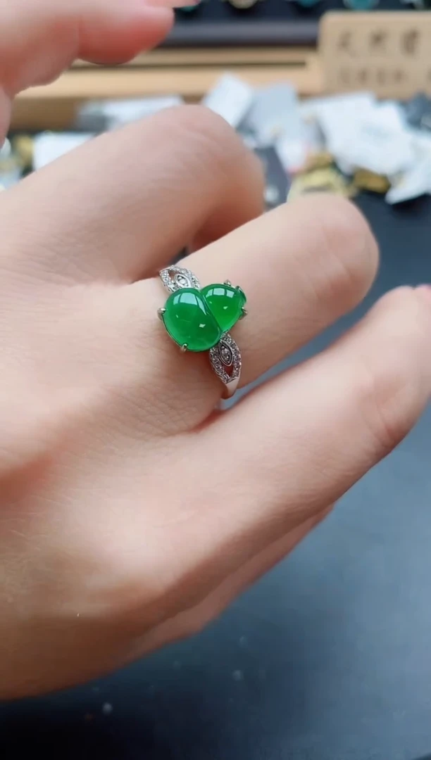 银S925镶嵌戒指翡翠1