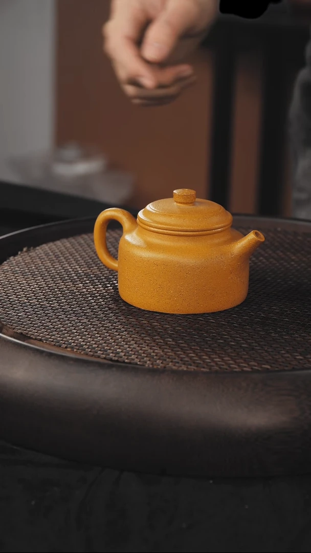 茶壶紫砂德钟 黄金段泥