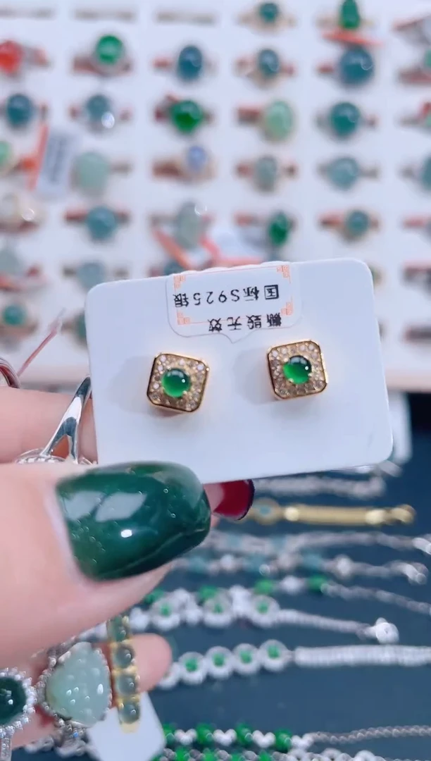 银S925镶嵌翡翠耳饰天然翡翠