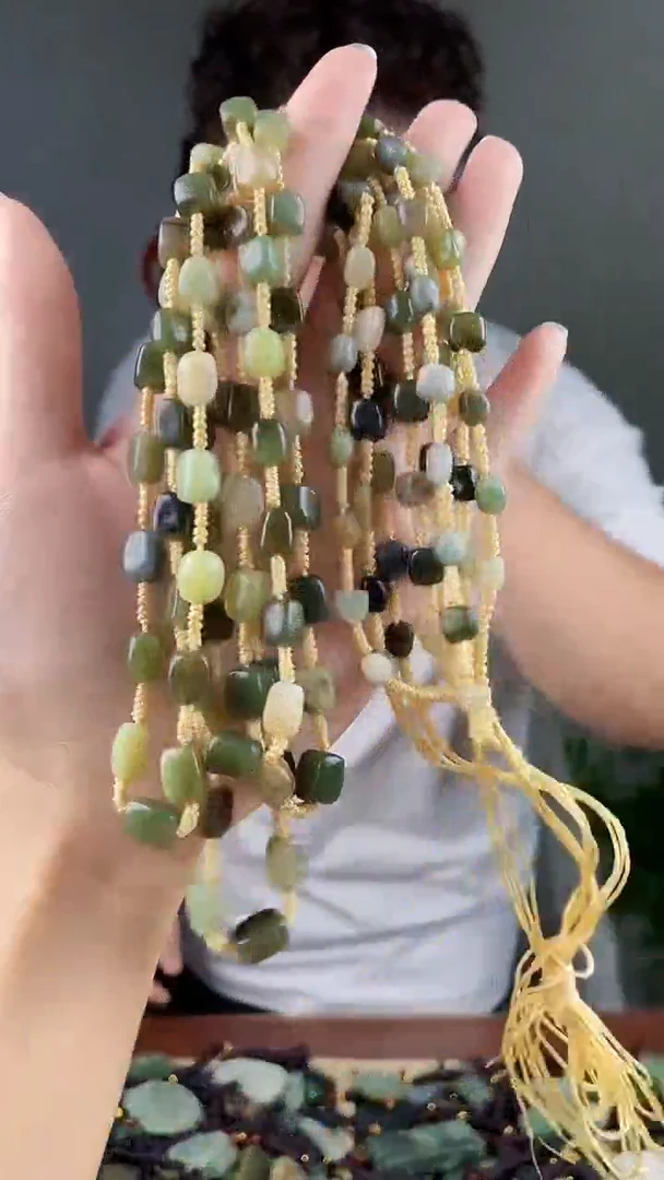 和田玉未镶嵌颈饰拍一发一，多样性发货