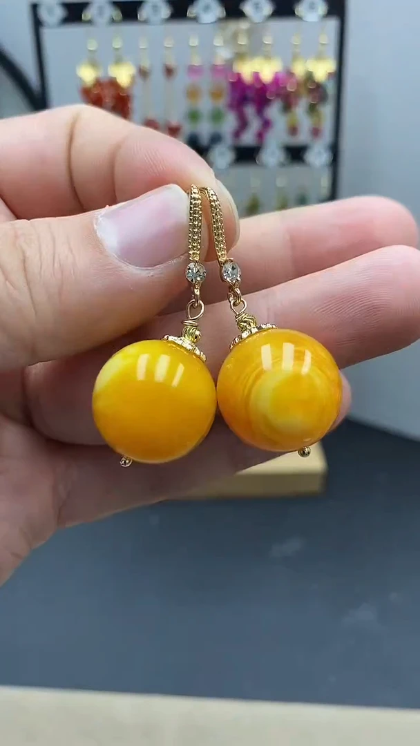 【闪购商品】蜜蜡耳饰银S925镀金镶嵌尺寸18mmW4