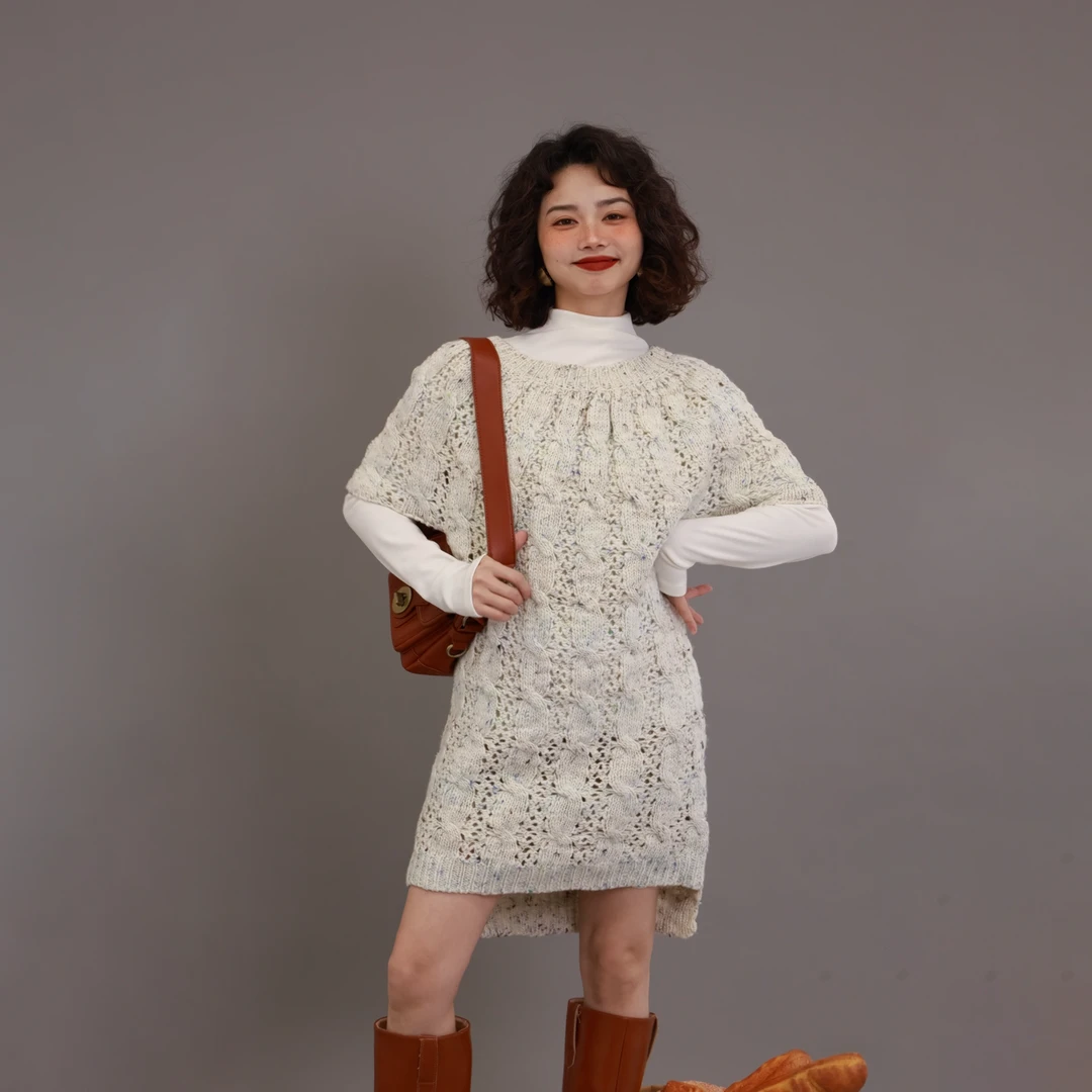 IVY YANG复古钩花手工毛衣短袖设计感显瘦连衣裙