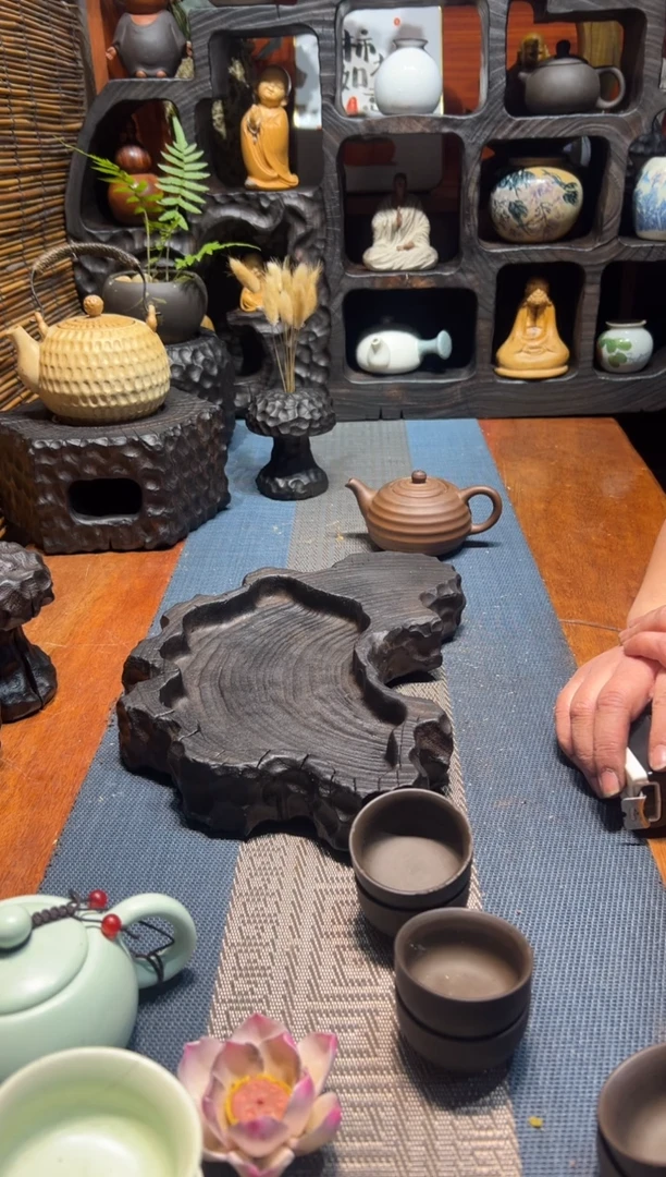 【闪购商品】香樟木木雕一物一拍