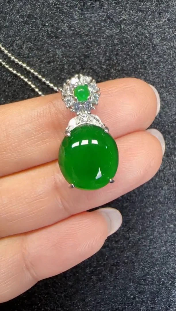 未镶嵌定制翡翠翡翠吊坠9