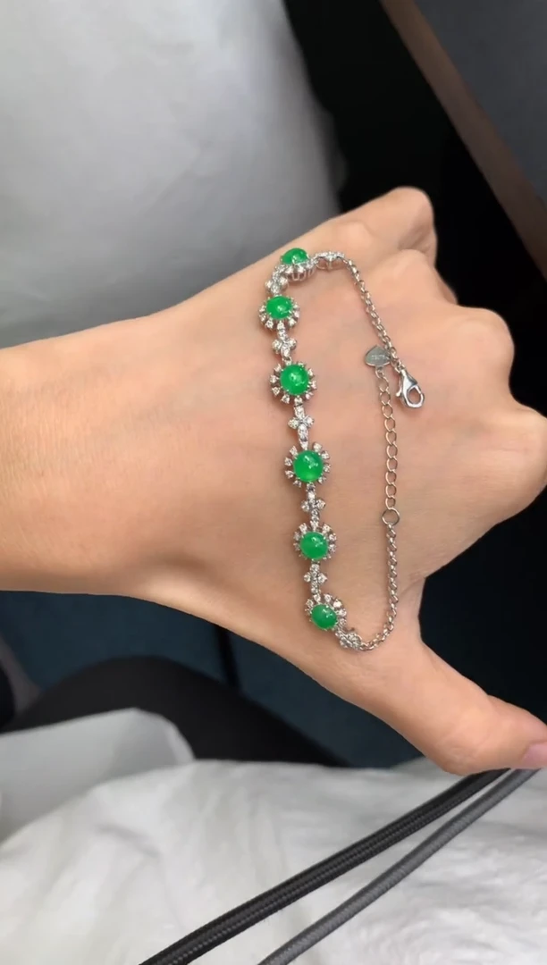 18K金镶嵌定制翡翠48小时鉴赏期 退货不扣服务费