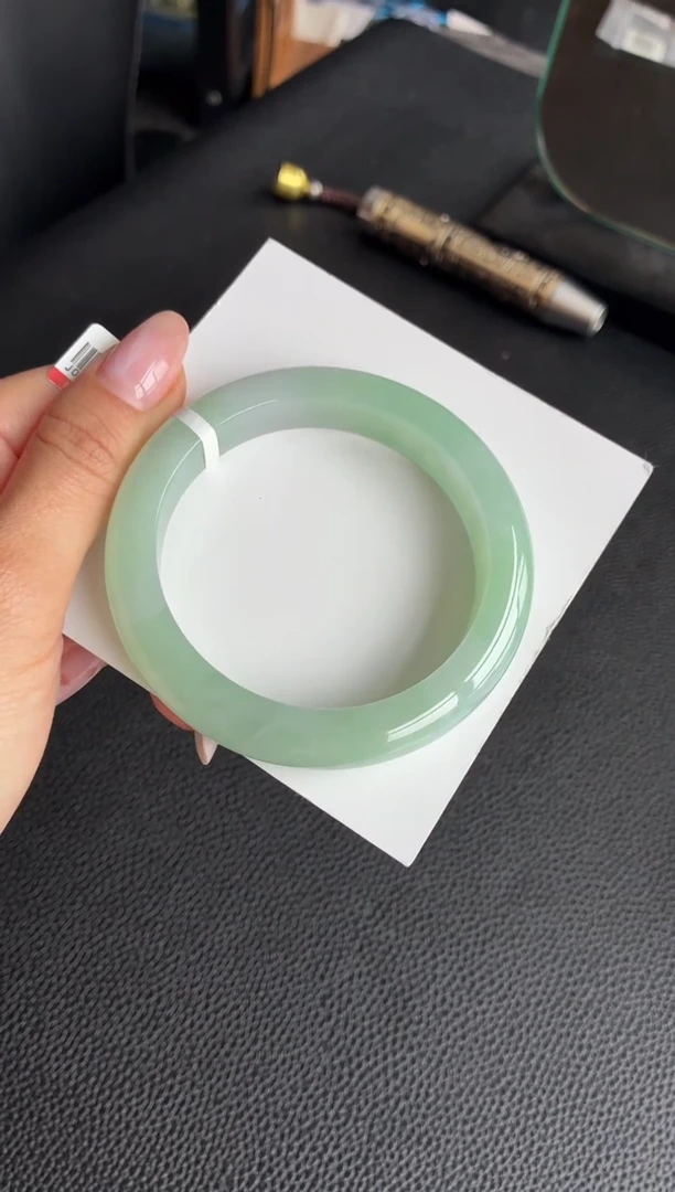 未镶嵌手镯翡翠34号57.4*12.1*9.2正圈