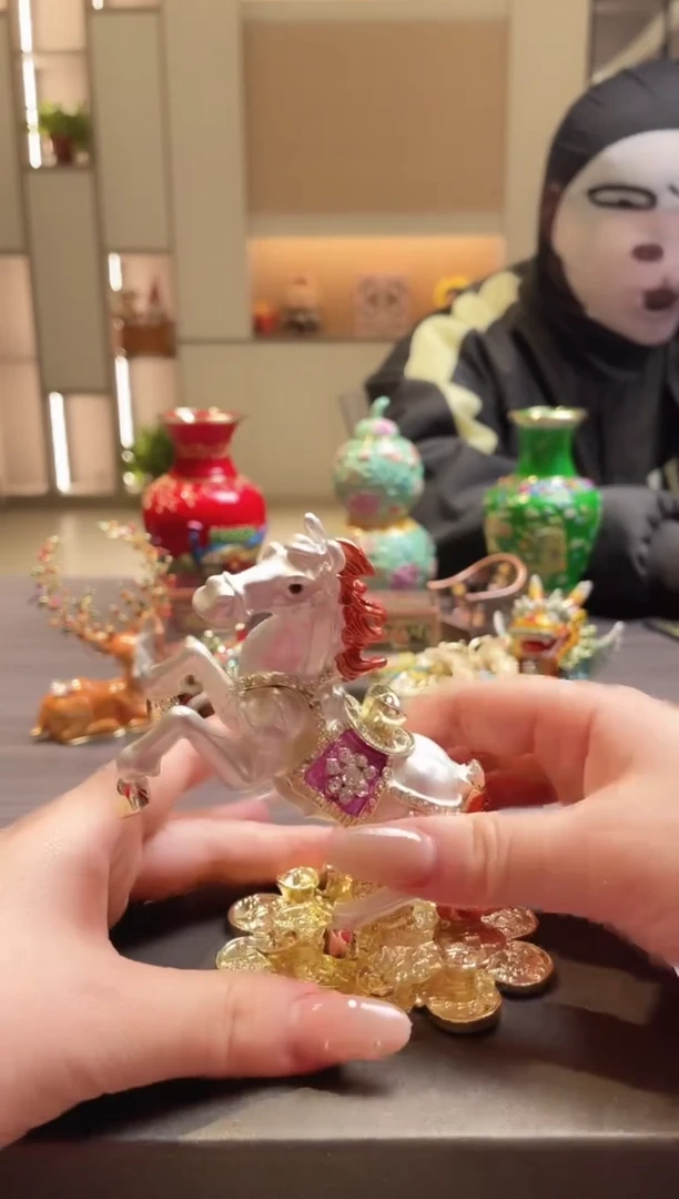 珐琅彩七宝烧首饰盒