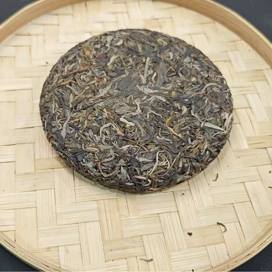 3月4日 200克 24年猫王庙 生茶饼茶 T1483