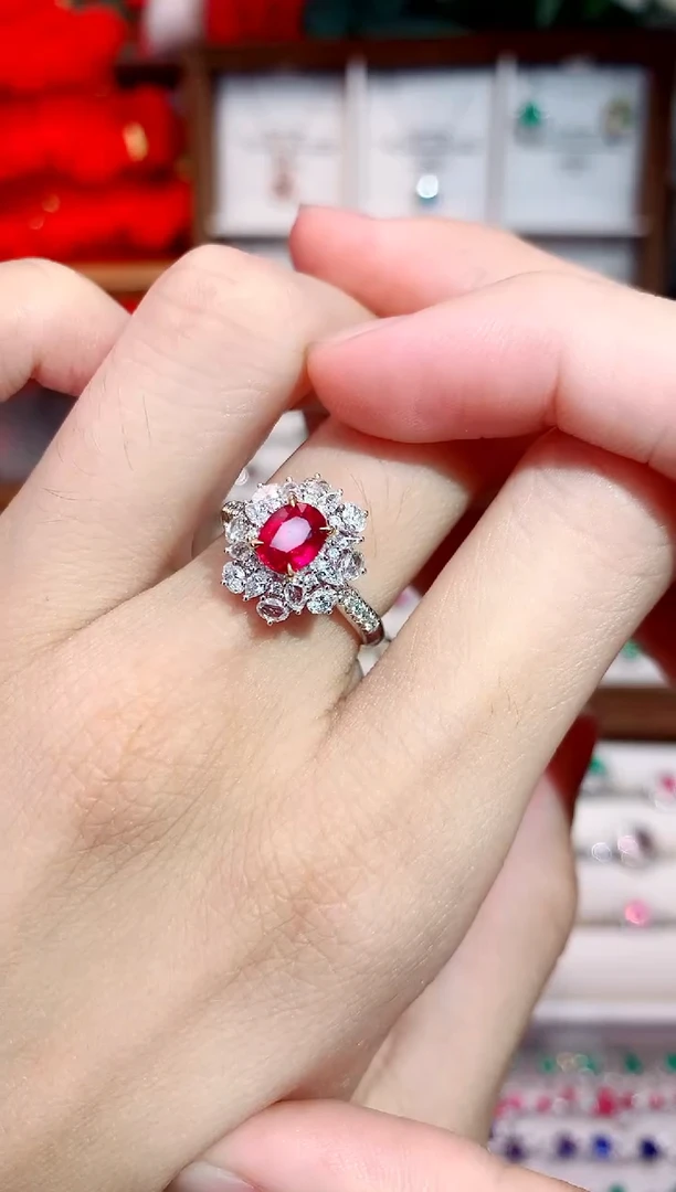 18K金镶嵌戒指红宝石1.29ct/天然宝石/七天无理由
