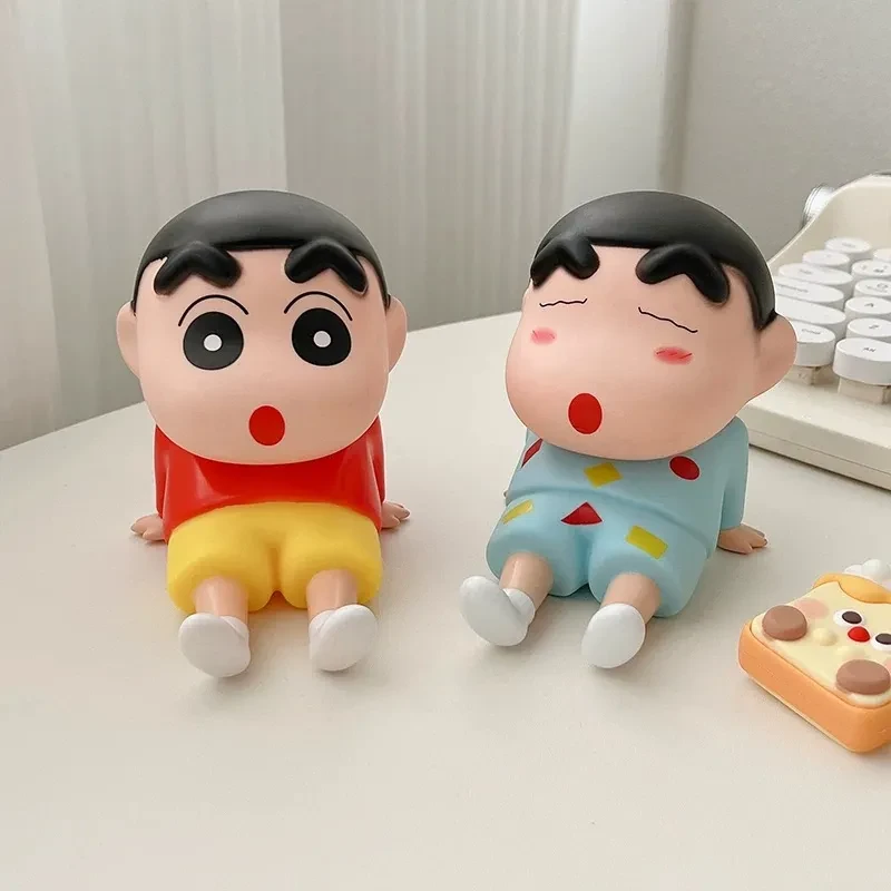 【卡通摆件大全】蜡笔小新潮玩礼物手机支架懒人手机座手办模型可爱