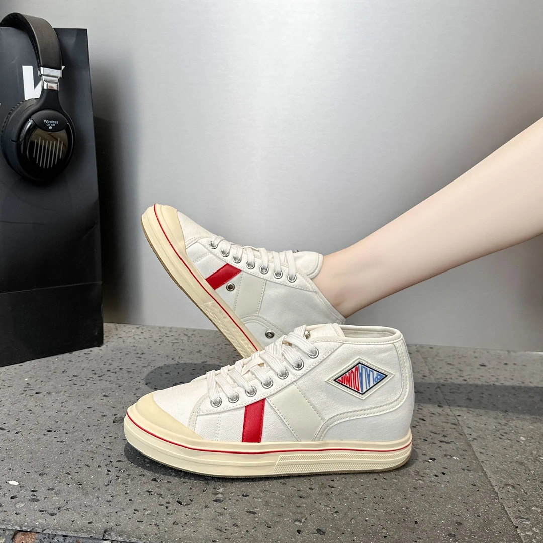 帆布鞋女2025新款百搭ins潮小白鞋子厚底女鞋软底不累脚休闲板鞋