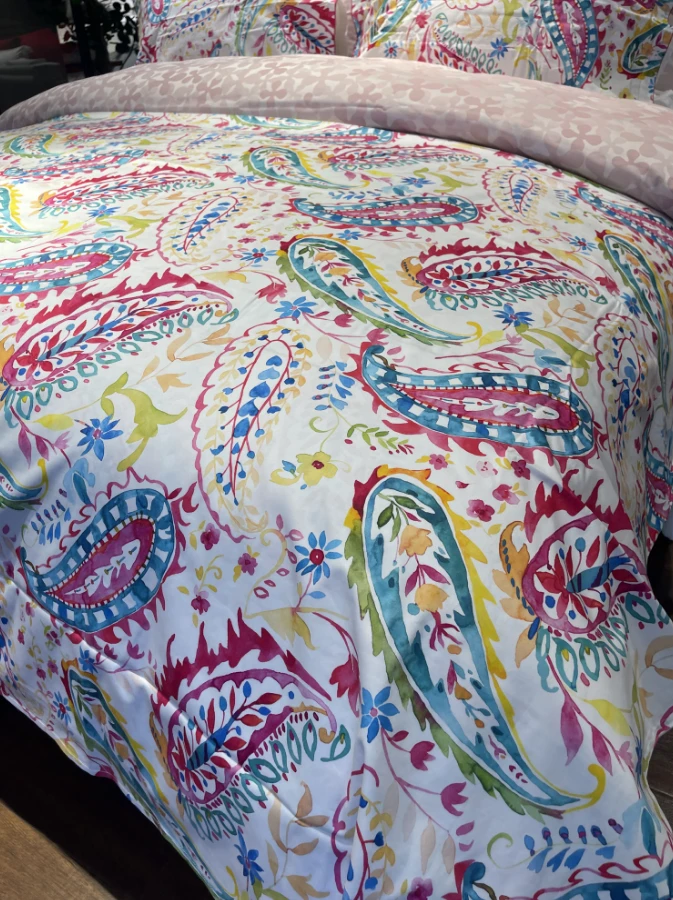 【花戒指】精选！印花空调被——佩斯利小镇·红