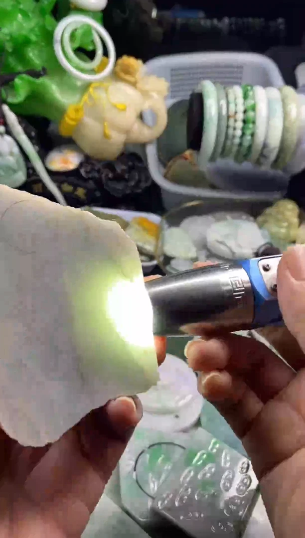 散珠翡翠A货翡翠18