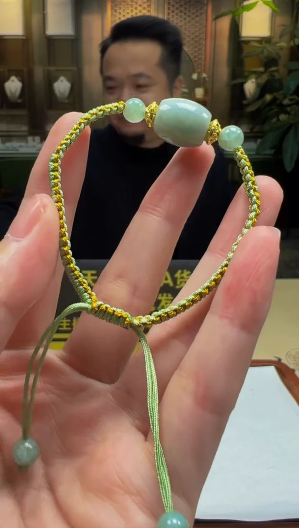 【闪购商品】翡翠颈饰未镶嵌D2025-1-21-1