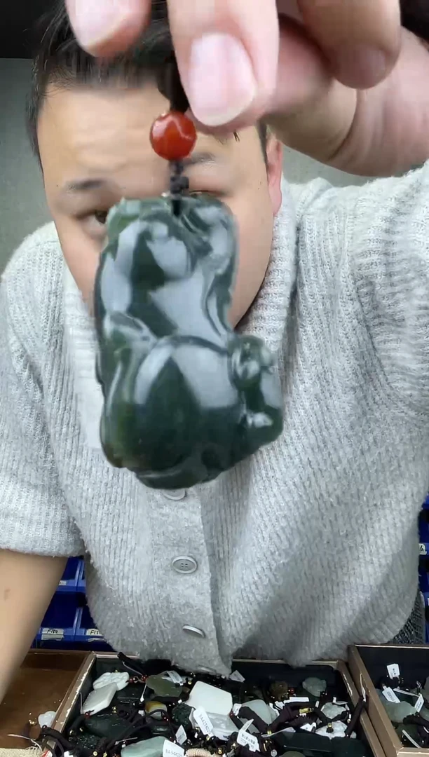 未镶嵌和田玉挂件拍一发一，多样性发货
