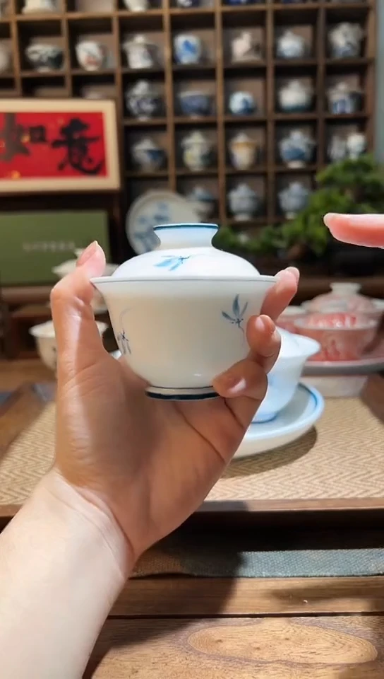 【闪购商品】手绘玉兰花小二才盖碗